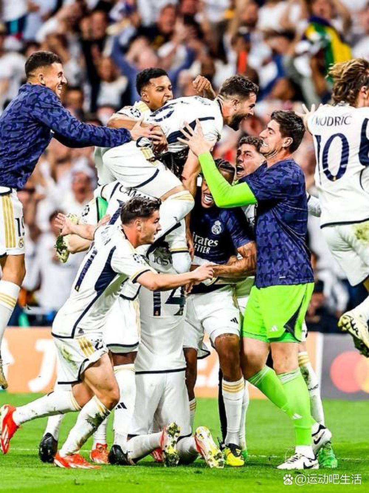 开元棋牌下载-精彩对局即将上演！足球场上激情澎湃的简单介绍